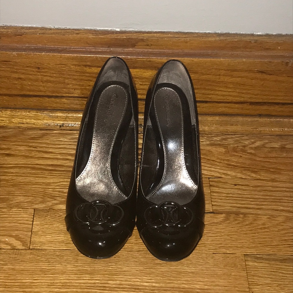 Black heels.